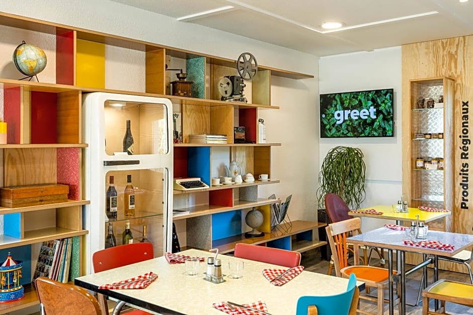 greet hotel restaurant Angouleme Ouest