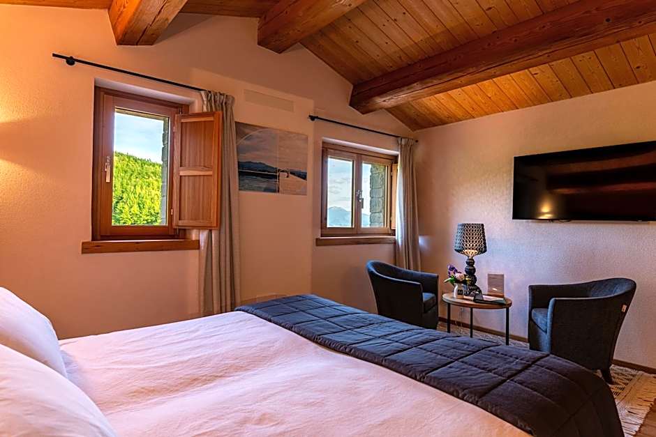Aura Relais
