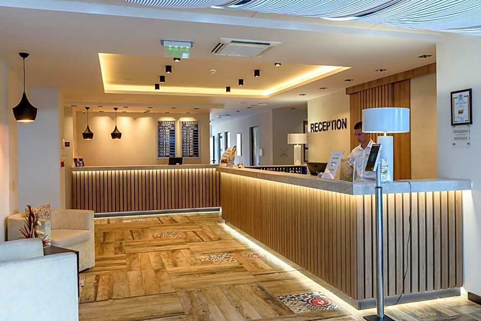 Lion Sunny Beach Hotel