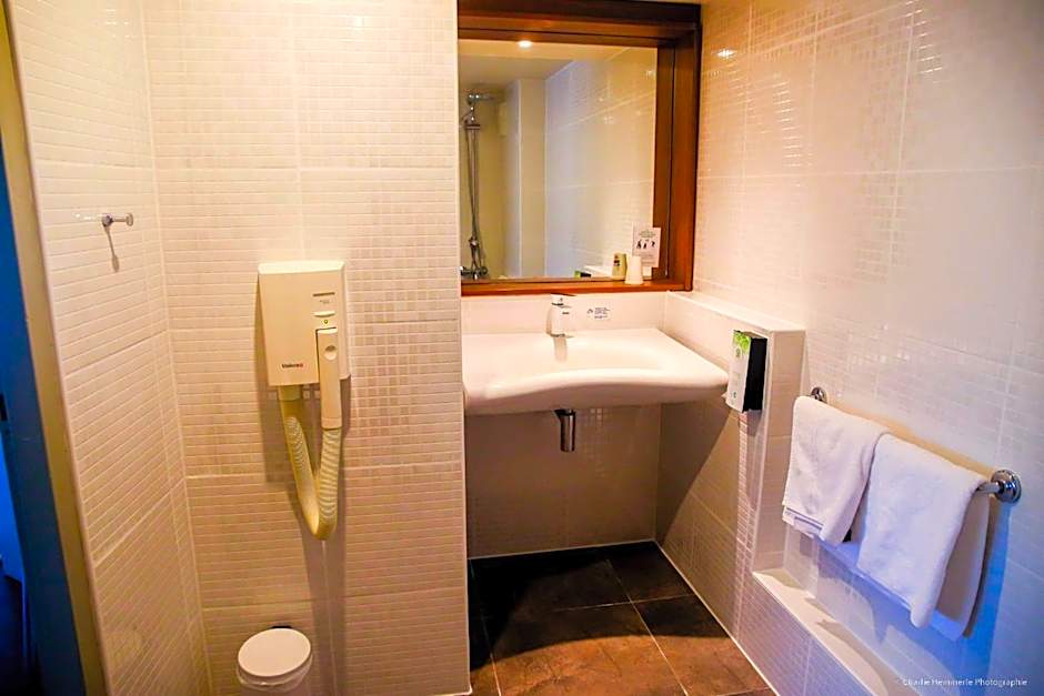 Campanile Montargis - Amilly