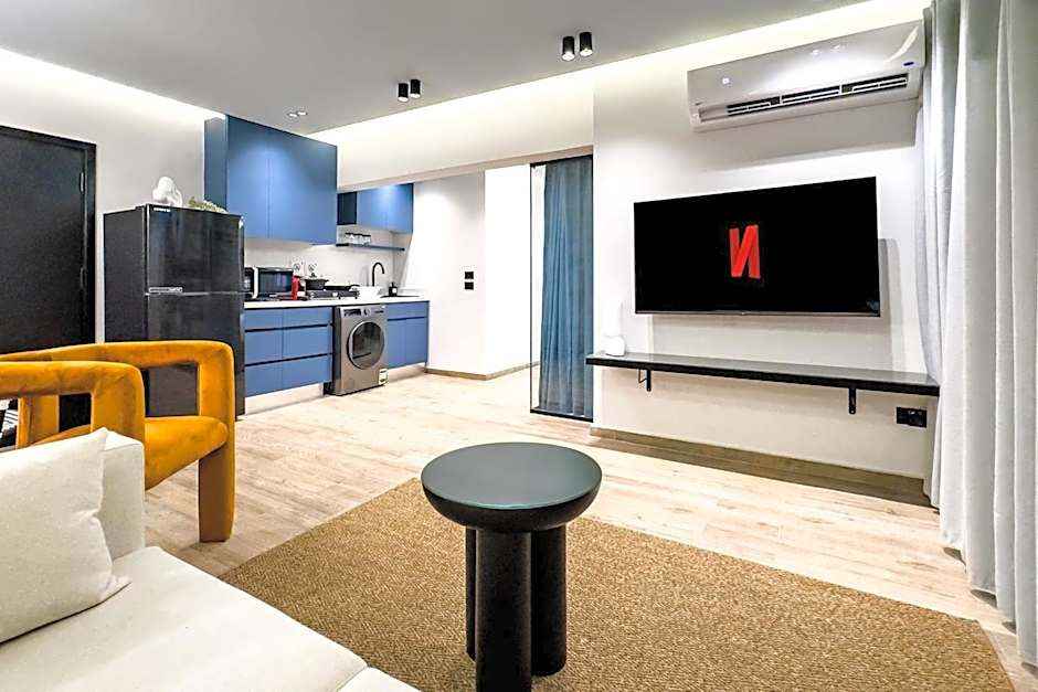 The 2 BDR Sapphire Condo 5 min to CAI Airport