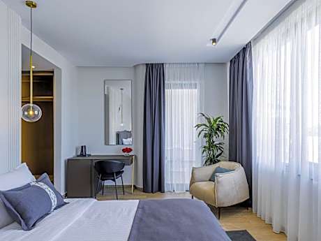 Standard Room with Forest View