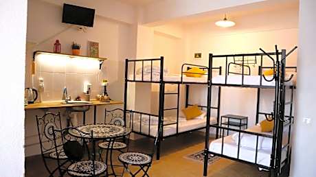 6-Bed Mixed Dormitory Room