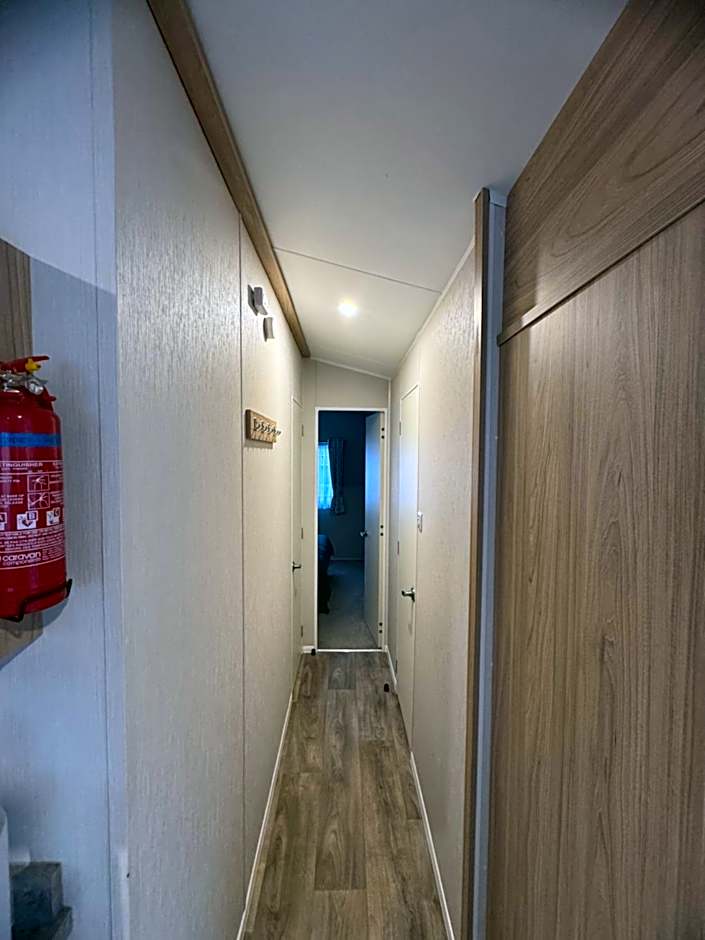 J2 static caravan at Fairway Holiday Park