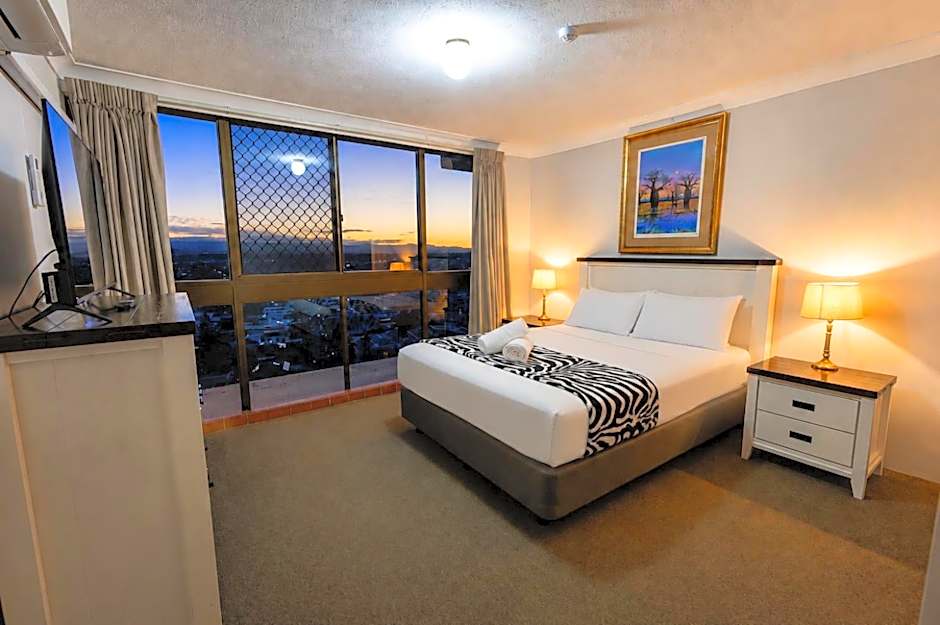 Broadwater Shores Waterfront Apartments