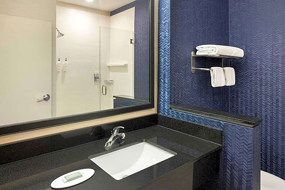 Fairfield Inn & Suites by Marriott Bowling Green