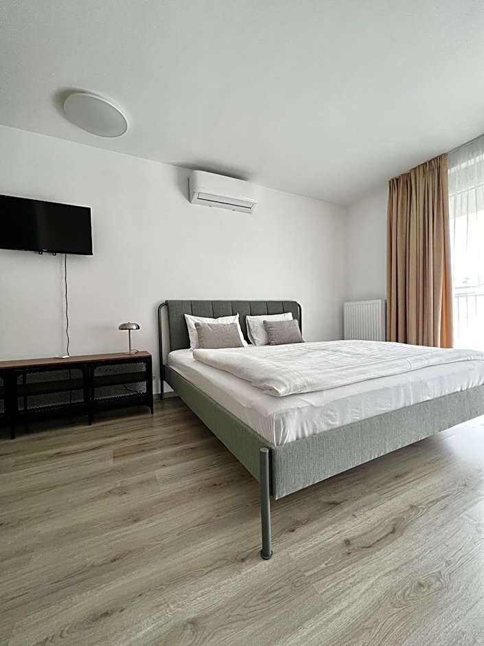 RH Suites