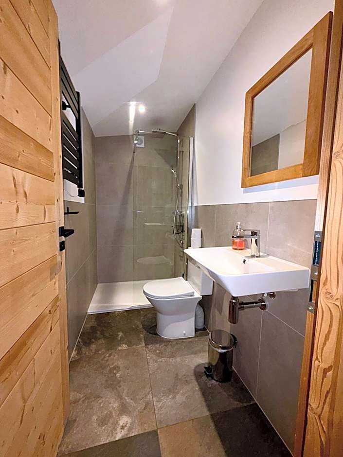 The Castle, 10 Bedroom Chalet, Chamonix Centre