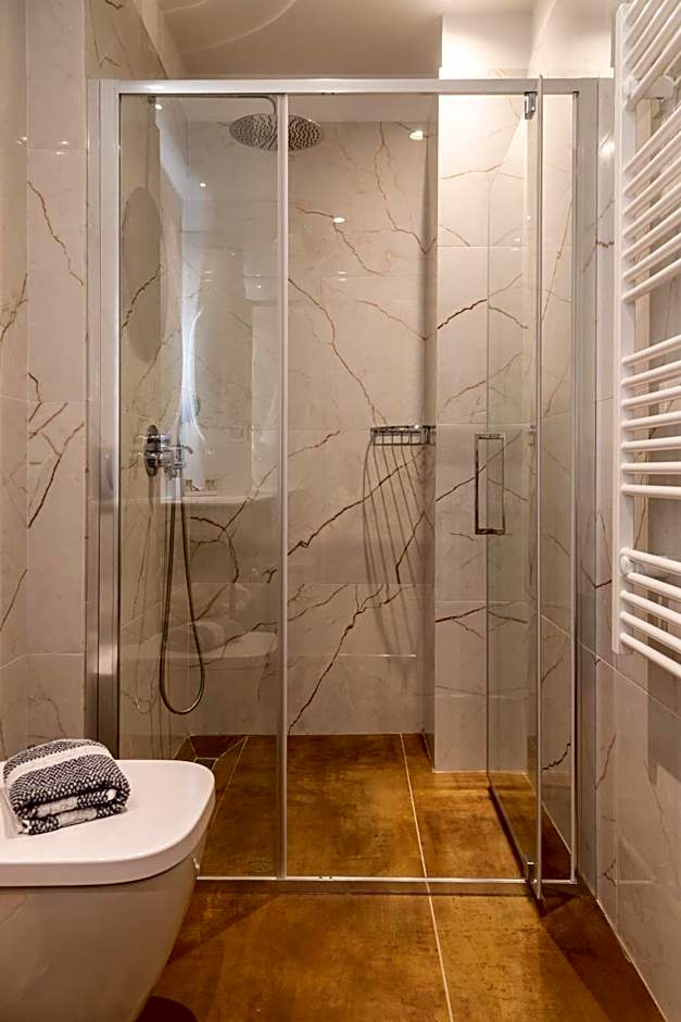 Nicolas Centrale-Smart City Suites