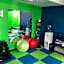 La Quinta Inn & Suites by Wyndham Minneapolis Northwest