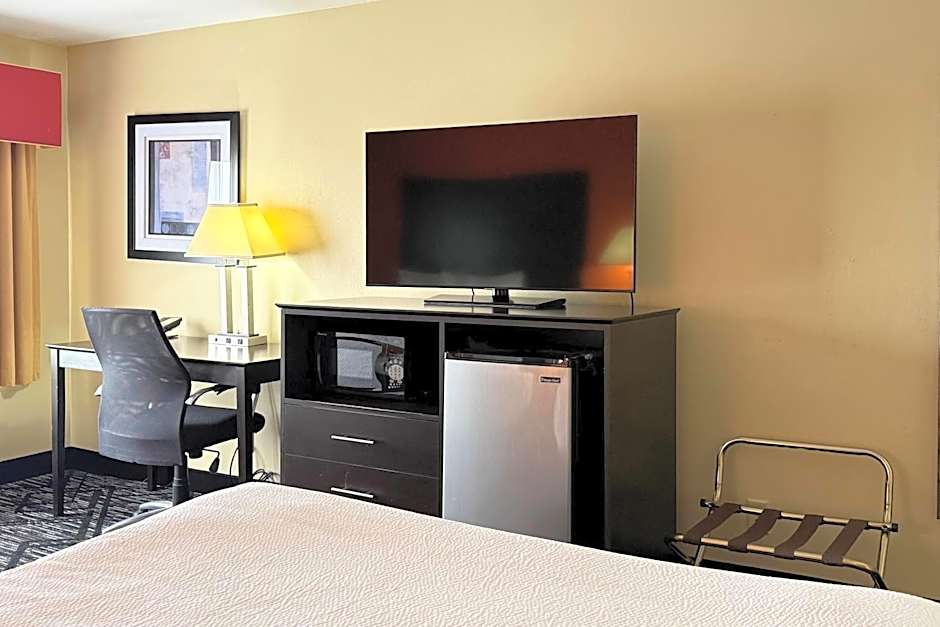 Baymont by Wyndham Evansville North/Haubstadt