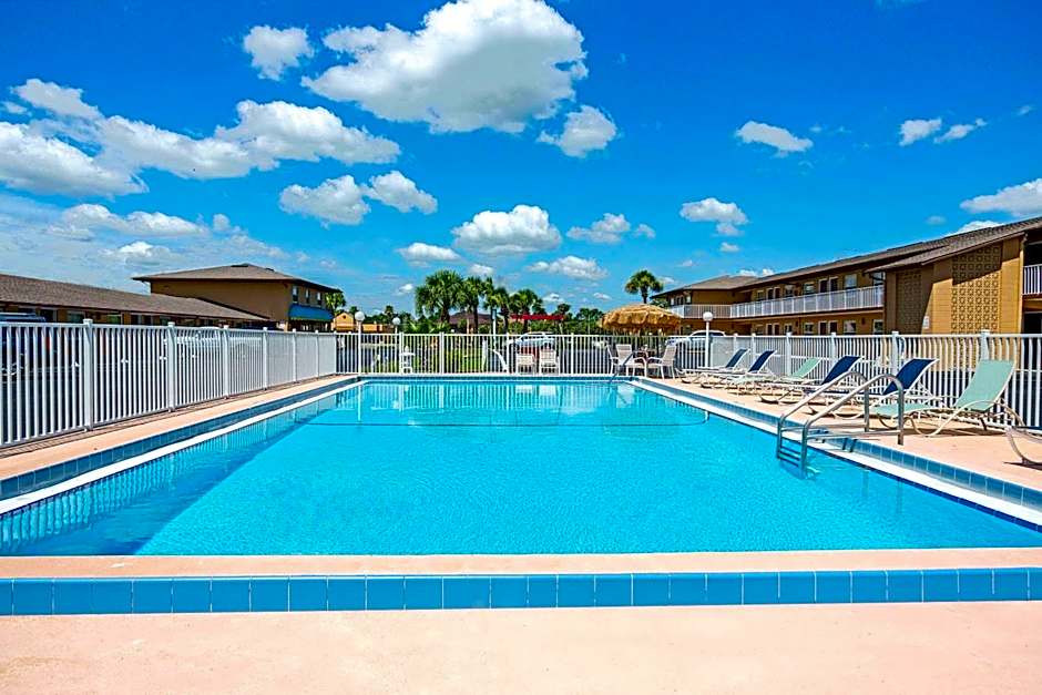 Knights Inn - Kissimmee Orlando