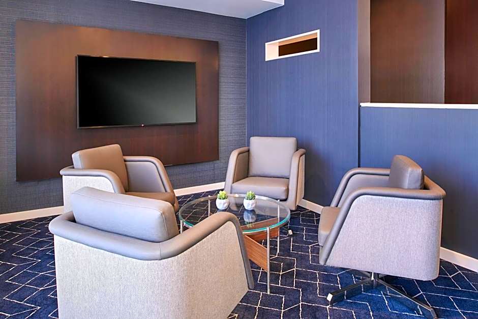 Courtyard by Marriott Chicago Lincolnshire