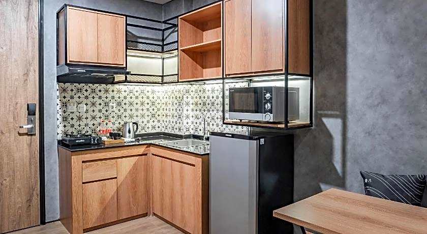 LOA LIVING Solo Baru