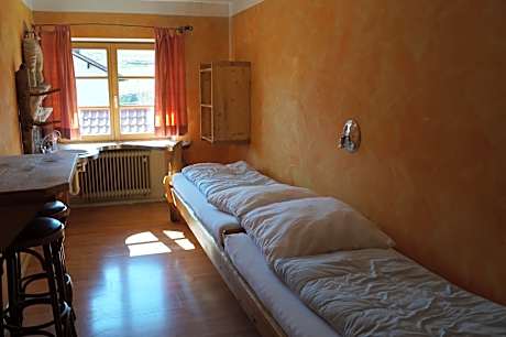 Twin Room with Shared Bathroom