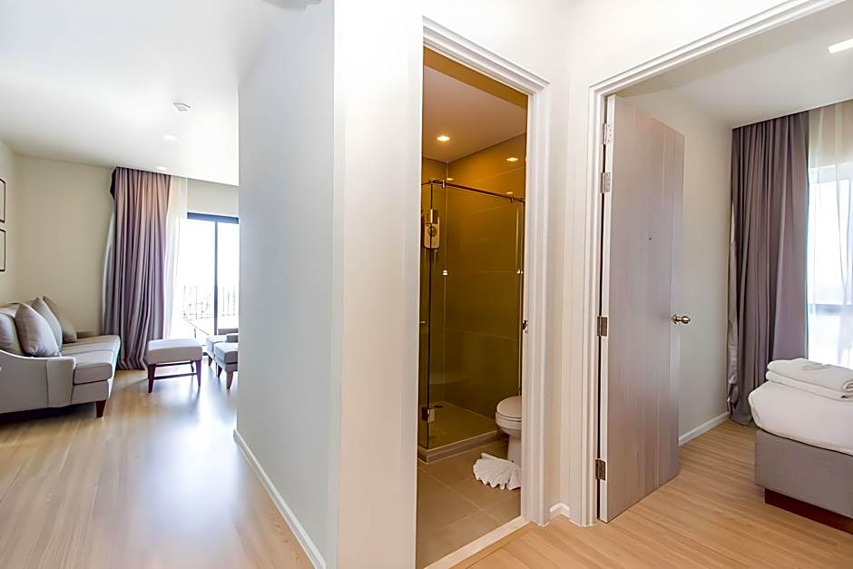 DLUX Condominium Chalong Phuket