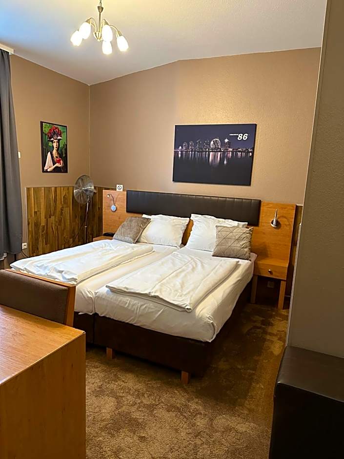 Hotel Expo Frankfurt City Centre