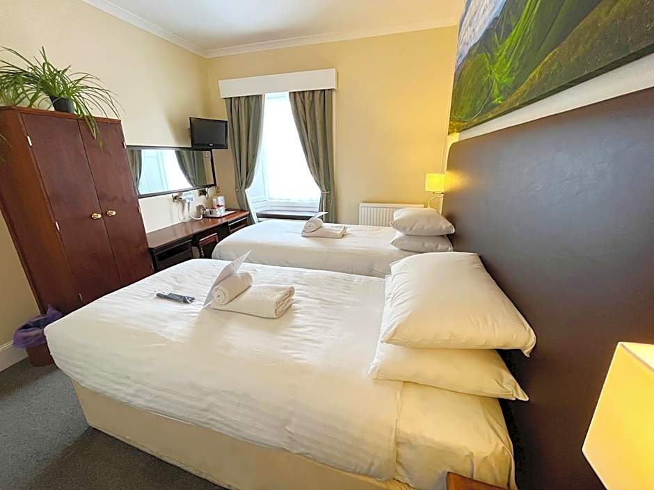 Buccleuch Arms Hotel