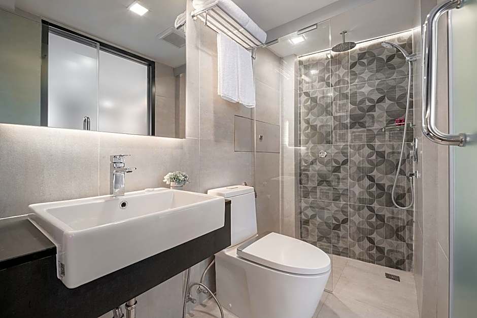 Aspira Gems Center Silom