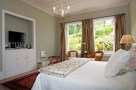 Double or Twin Room with Bathroom