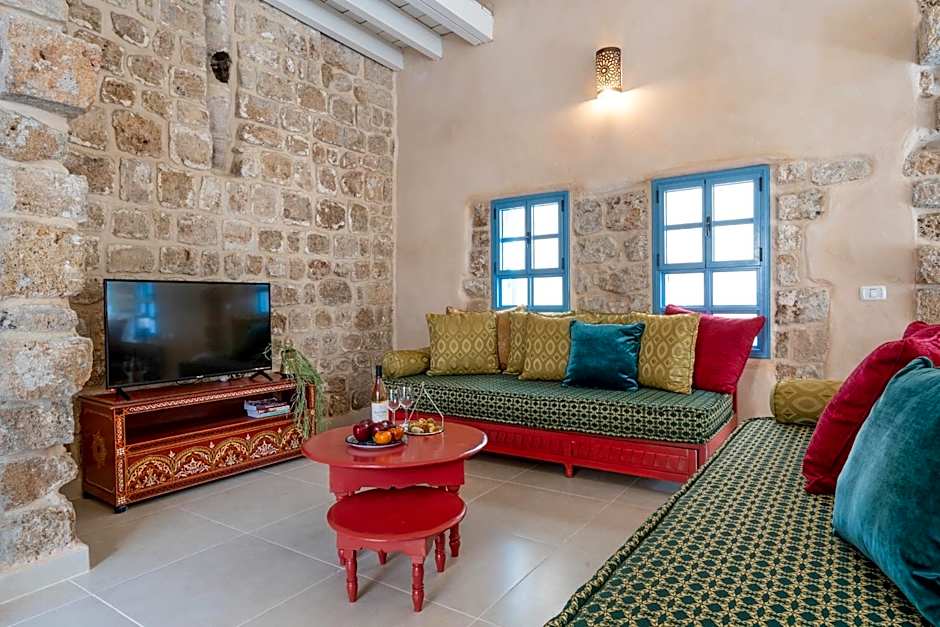 Arabesque Arts & Residency