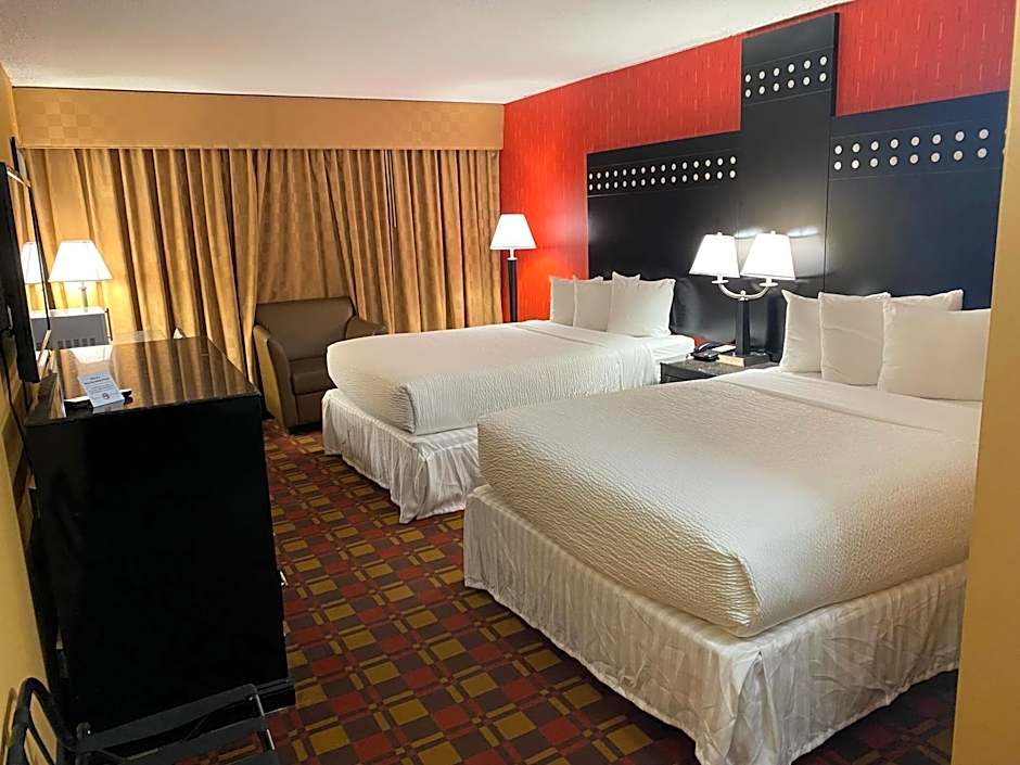 Ramada by Wyndham Rochelle Park Near Paramus