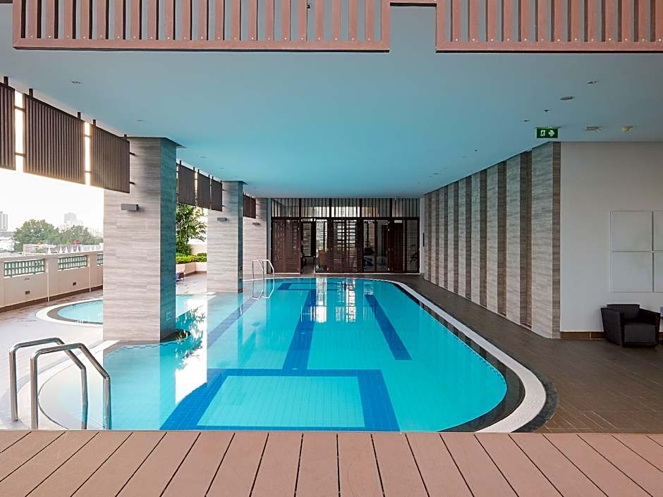 Somerset Park Suanplu Bangkok