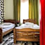 Check Point Hotel
