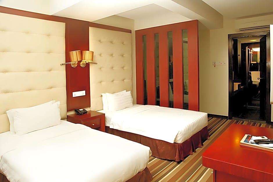 Celyn City Hotel
