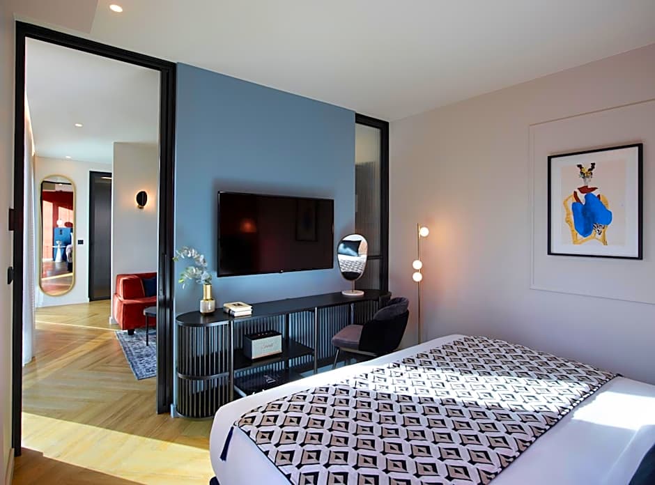 SAY HOTEL