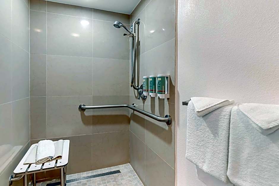 Best Western Salinas Monterey Hotel