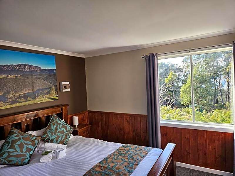 Photo 1 of 3 of 1 Bedroom Chalet