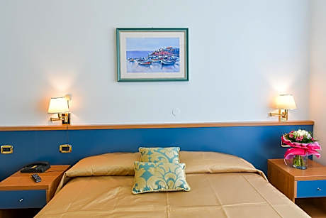 Deluxe Double Room with Sea View