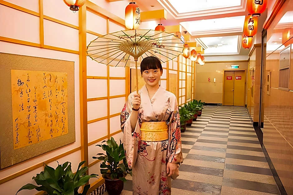 Gold Source Sunshine Hotel