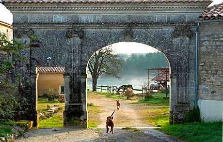 Domaine De Chantemerle B'nB
