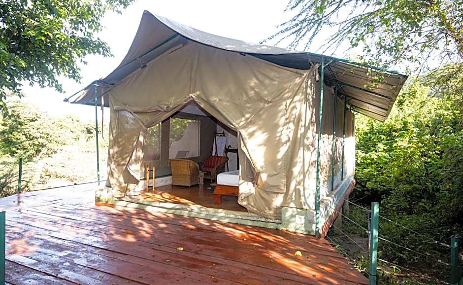 PrideInn Mara Camp & Cottages