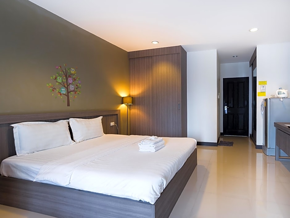 Canaries @38 Hotel by Baan Mina