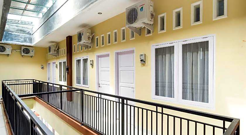 Capital O 873 Kamani Homestay Syariah