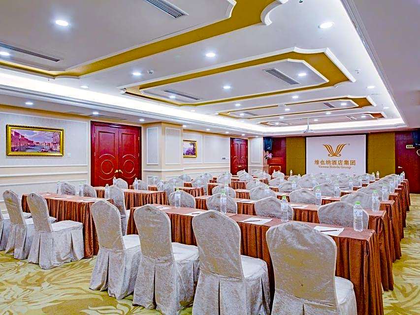 Vienna Hotel Guilin North High-Speed Railway Station Chengbei