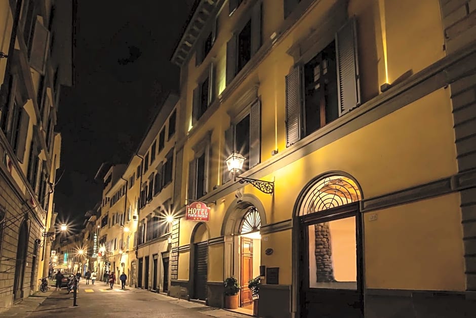 Porta Faenza Hotel