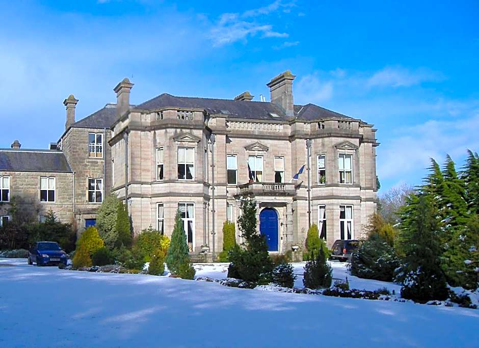 Tre-Ysgawen Hall & Spa