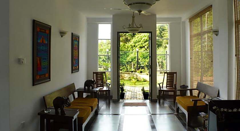 Villa Baywatch Rumassala