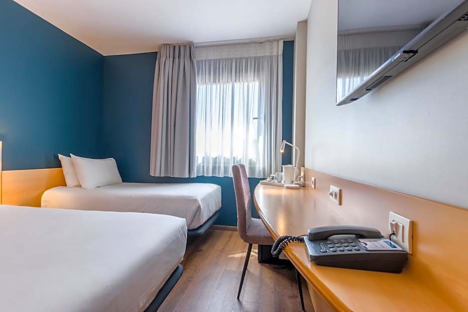 Travelodge Madrid Alcala de Henares