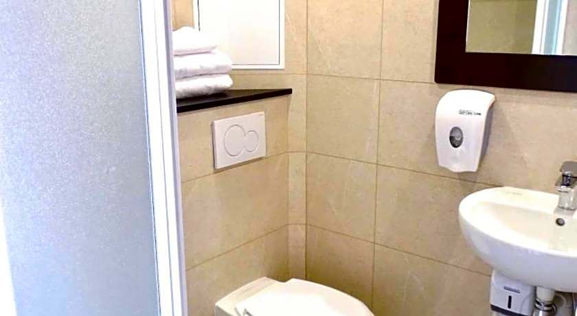 Hotel Premiere Classe Troyes Sud - Bucheres