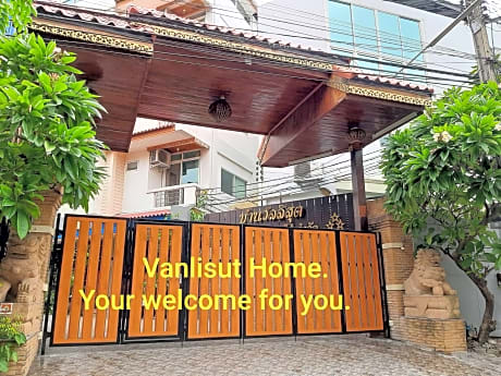 Vanlisut Hotel