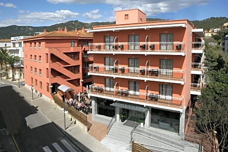 Tossa Beach Center