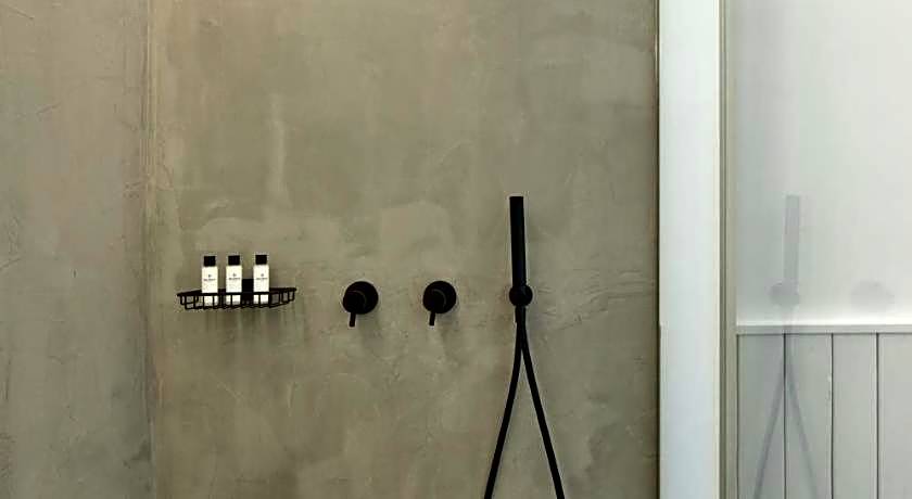 Oscar Beachfront Suites