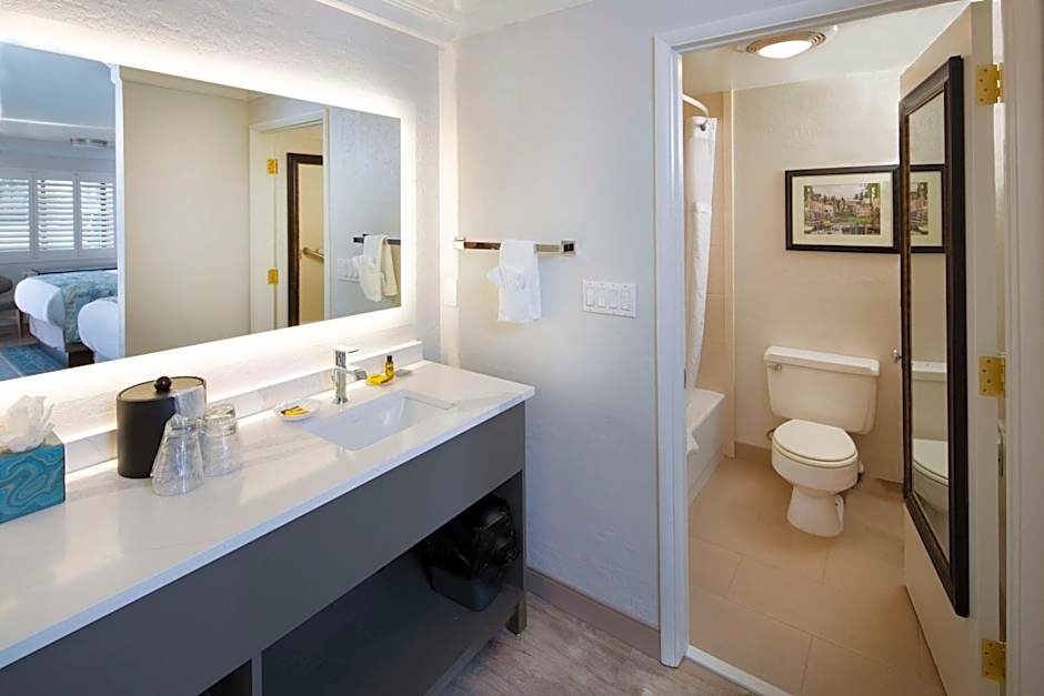 Best Western Plus Humboldt Bay Inn