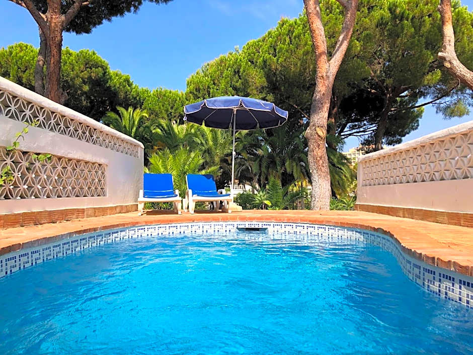 Vale Do Garrao Villas