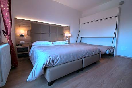 Quadruple Room with Mountain View